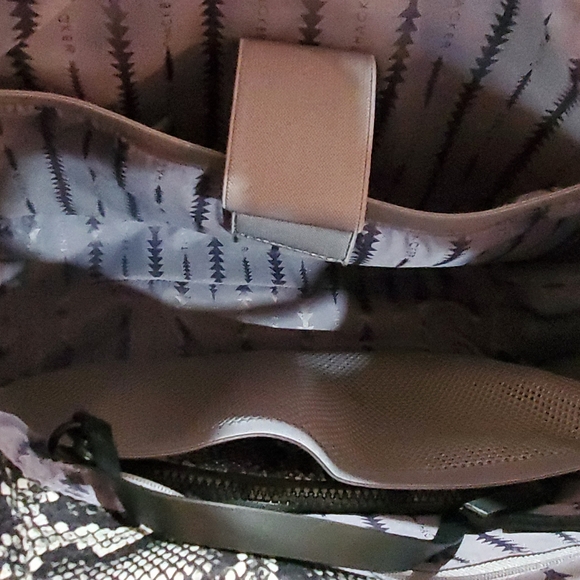 Thacker New York Tery Tote Python - Picture 6 of 12